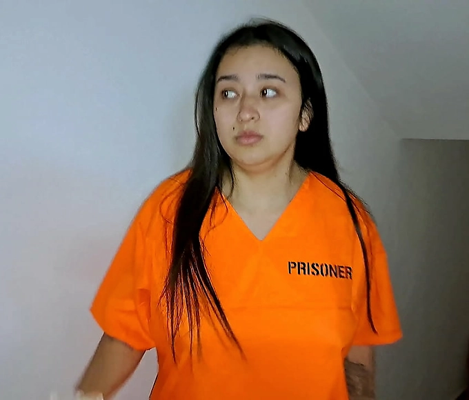 A Jaw-Dropping Escape: From Convict to Sultry Whore