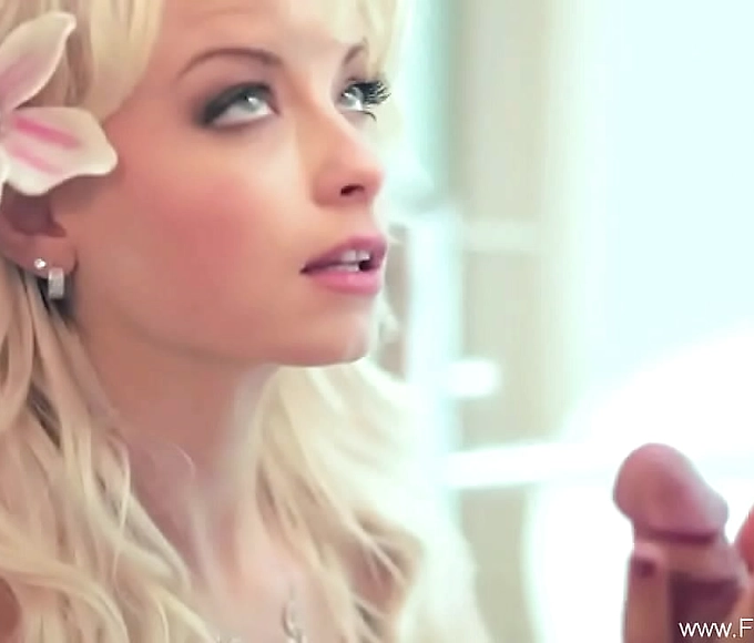 Cfnm Experience: Sensuality and Art Blowjobs - Feel the Allure of Luscious Women!