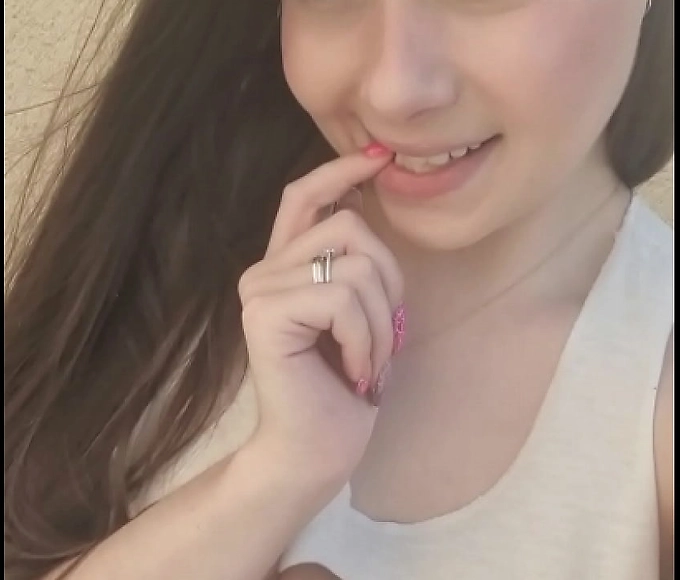 I Seduce You with My Luscious Body: A Sexy Asian Enchantress Reveals Her Alluring Figure