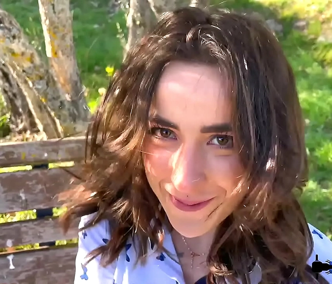 Naughty French Beauty Fills All Holes: Manéa's Luscious Lust!