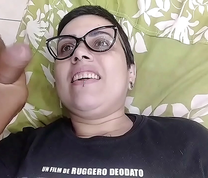 Japanese MILF Enchantress Rims Your Wife's Luscious Lips and Leaves You Drooling!