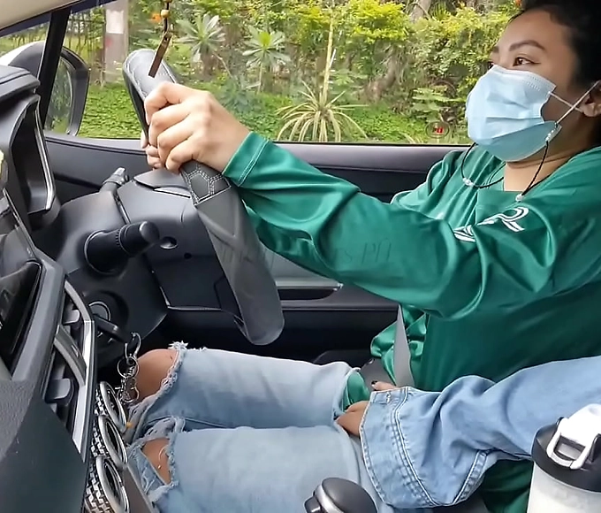 Meet the Luscious Asian Grab Driver Who Gets Paid for More Than Just Driving: Exclusive Interview with Passengers Who Can't Get Enough!
