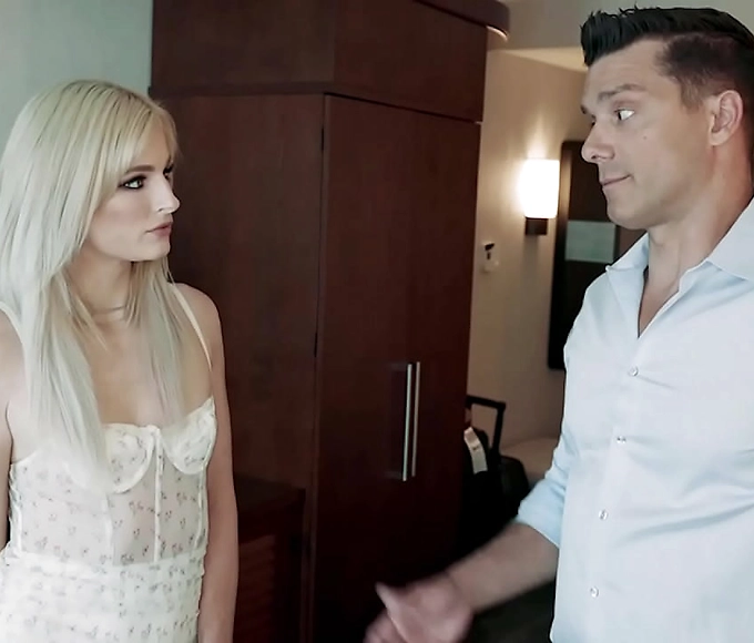 Untamed MILF Hyley Winters Takes Control and Unleashes Her Intense Squirting Orgasm