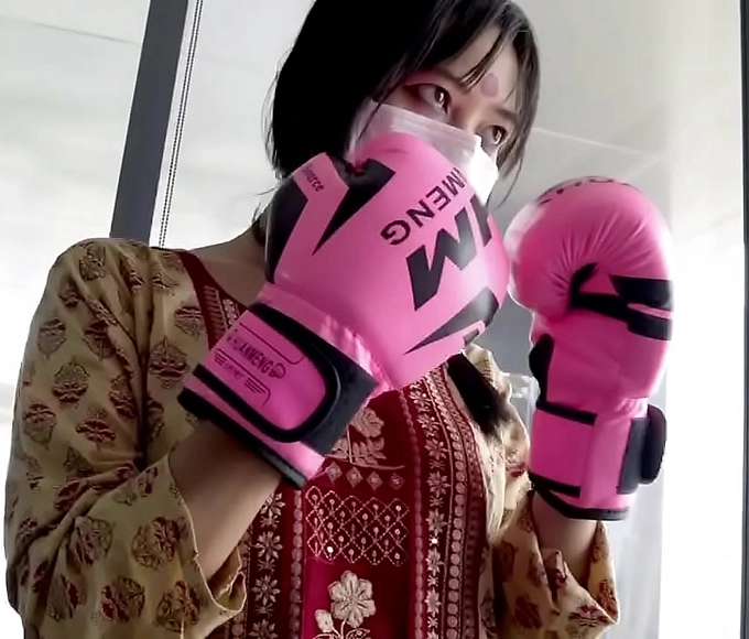 Get Ready for the Hottest Desi UFC Fighter Girl - Punching Like a Pro!!