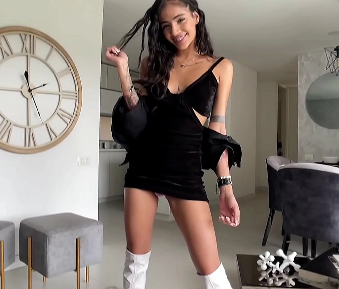 Spicy Latina Teen Meets SugarDaddy's Desires before Going Out with Her Boyfriend