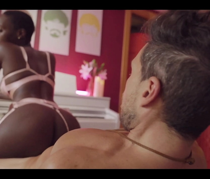 Seduced by the Enchantress: Luscious MILF Ebonyez on the Piano!