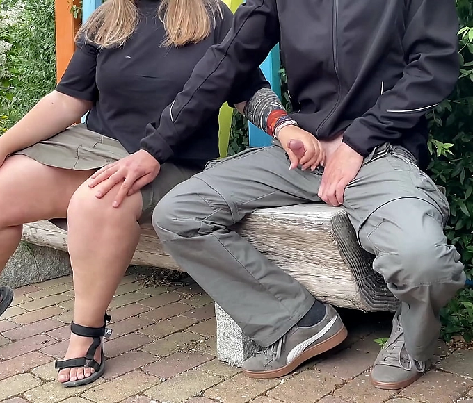 Spent on a Luscious MILF: Titillating Park Adventure Starring a Gorgeous Stranger