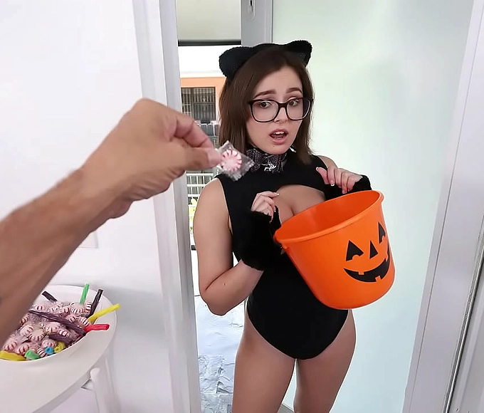 Sultry Leana Lovings' Sexy Treats for Cocktober!