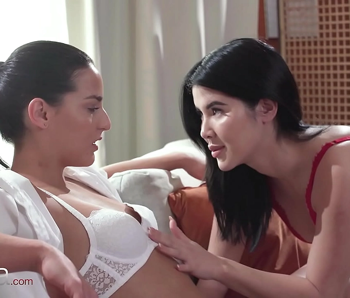 luscious Lesbea's Enchanting Lingerie Intimacy