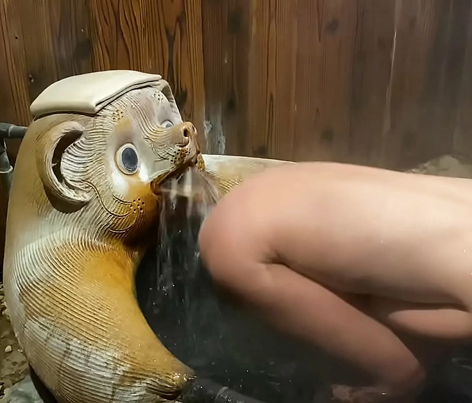 Explore the Alluring World of Raccoon Fetish with These Steamy Videos