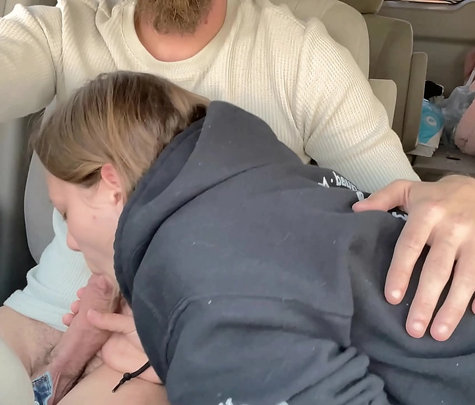 Japanese Wife Gets Banged Hard in Car After Rough Road Head