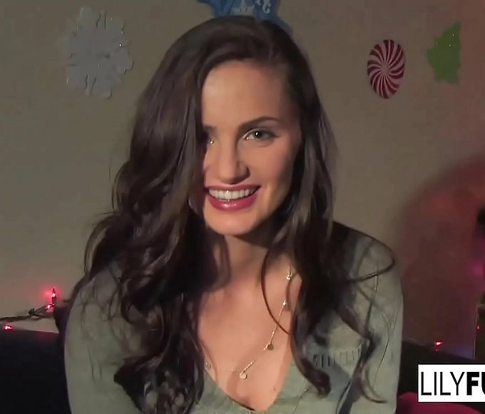 Lily's Steamy Christmas Desires Brought to Life with a Thrilling Double Penetration!