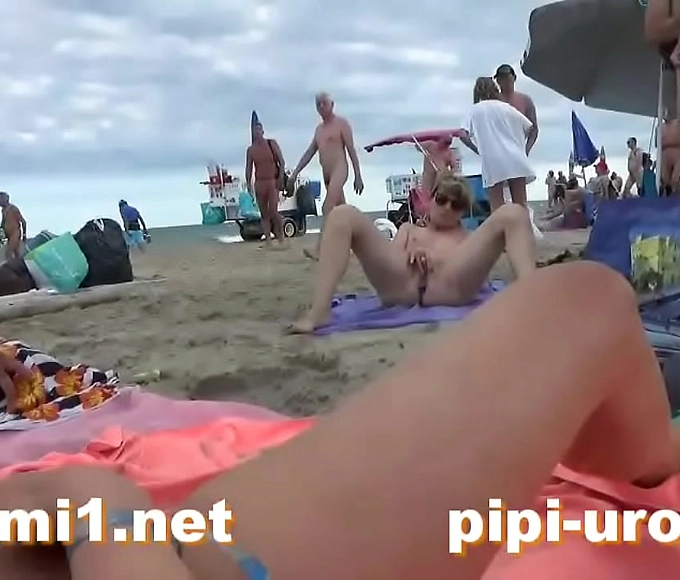 Catch a Glimpse of This Luscious Girl's Solo Pleasure Session on the Beach!